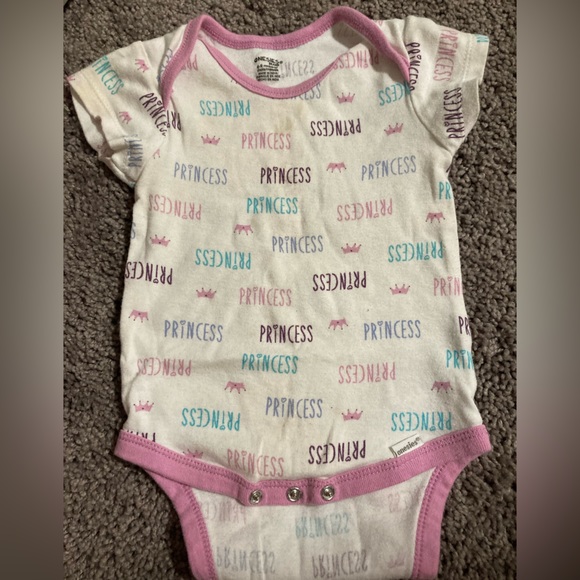 6-9M - Picture 2 of 3